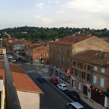 T1 Bis Hyper Centre, Jolie Vue Balcon, Commerce, Bus A 50 M, Parking * Castanet-Tolosan